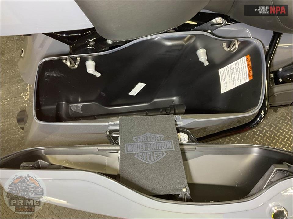 2022 Harley-Davidson FLTRK ROAD GLIDE LIMITED — фото 19