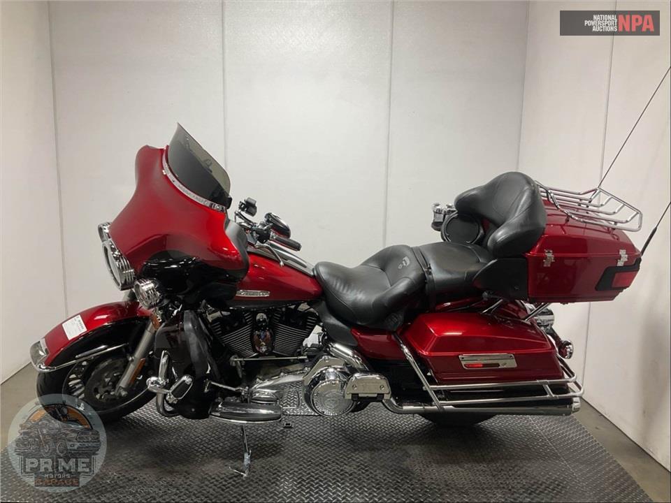 2013 Harley-Davidson FLHTK ELECTRA GLIDE UL LI — фото 3