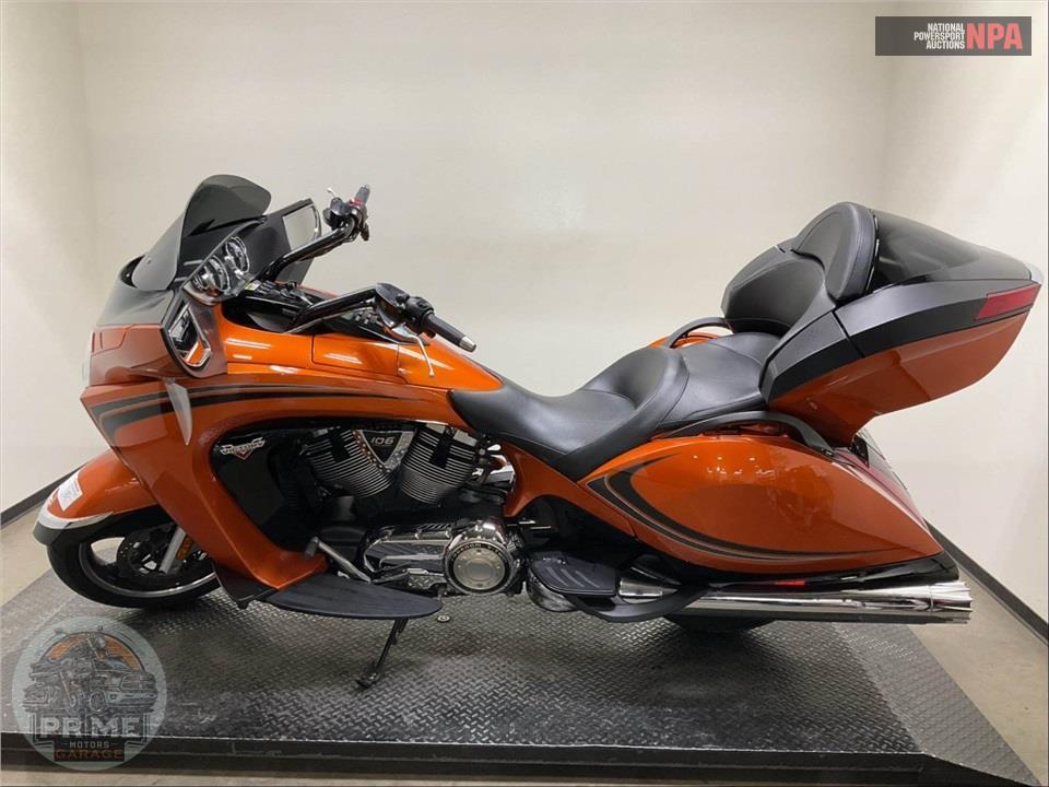 2014 Victory Motorcycles VISION TOUR — фото 3