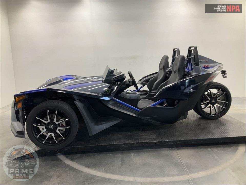 2021 Polaris SLINGSHOT R AUTODRIVE — фото 3