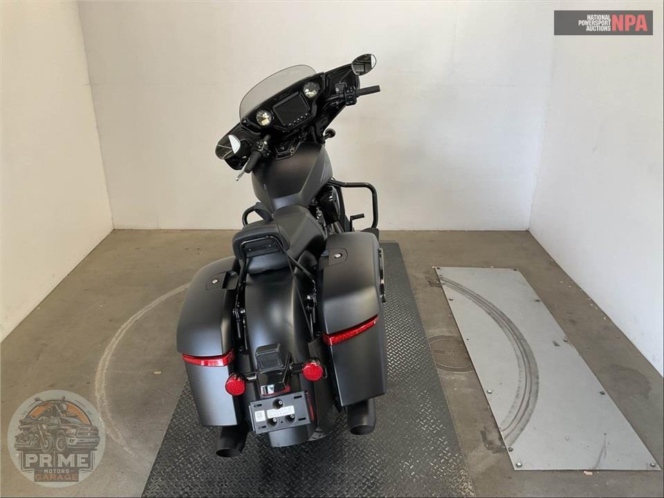 2025 Indian Motorcycle CHIEFTAIN POWERPLUS DARK HORSE 112 RIDER ASSIST (BLACK) — фото 4