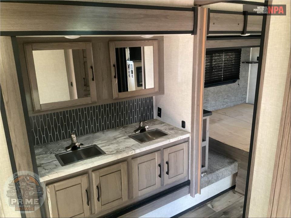 2023 Crossroads Rv M-4051 BH - CAMEO FIFTH WHEEL SERIES — фото 16