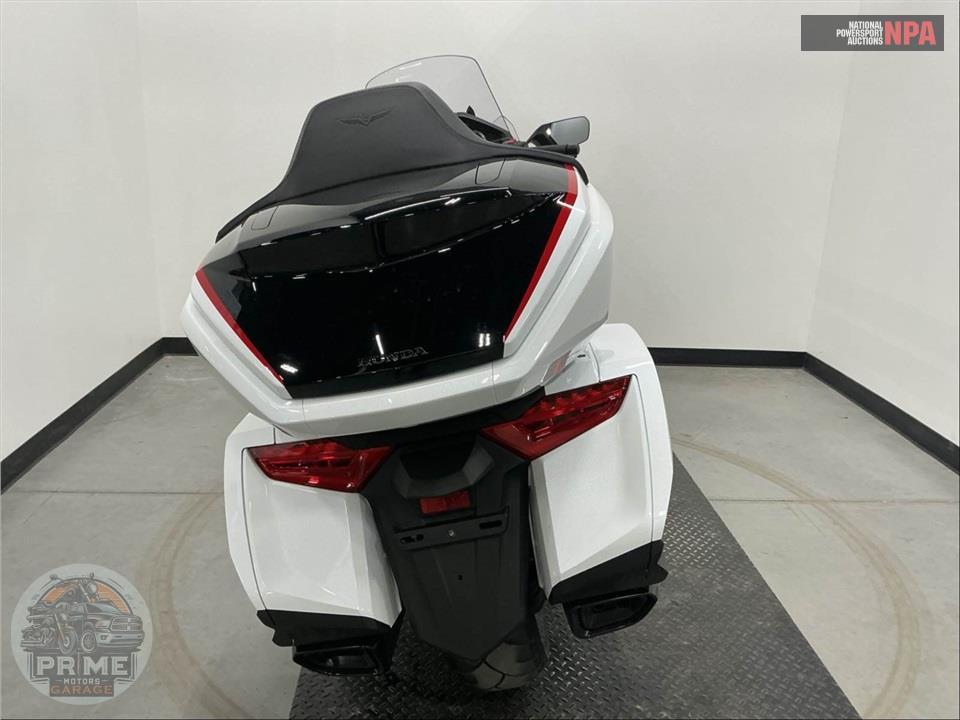 2024 Honda GL1800D GOLDWING TOUR DCT — фото 4