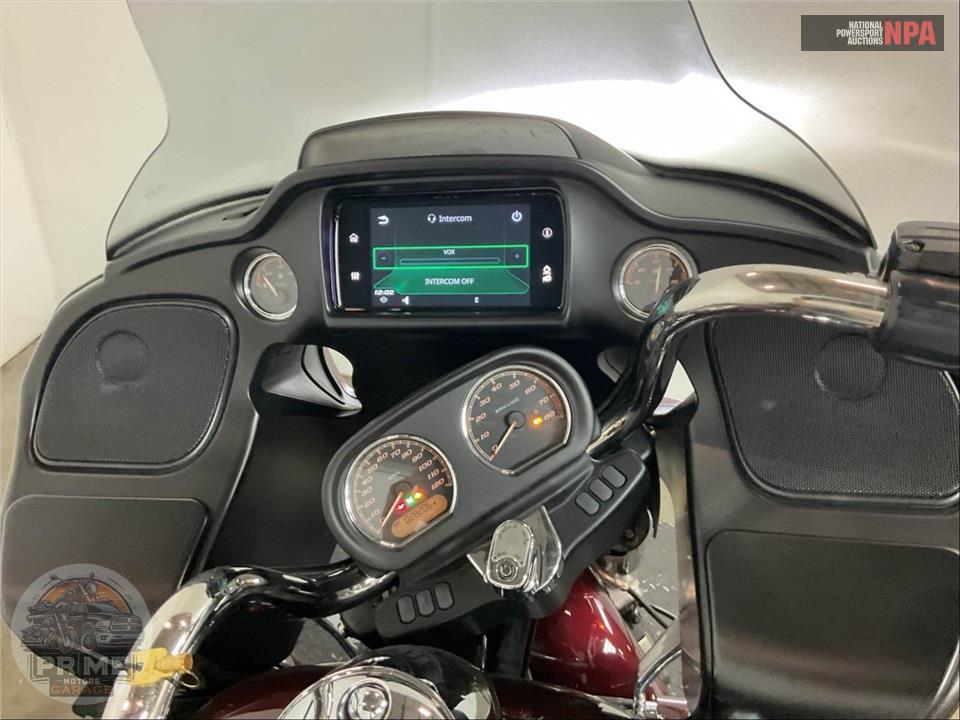 2019 Harley-Davidson FLTRU ROAD GLIDE ULTRA — фото 34