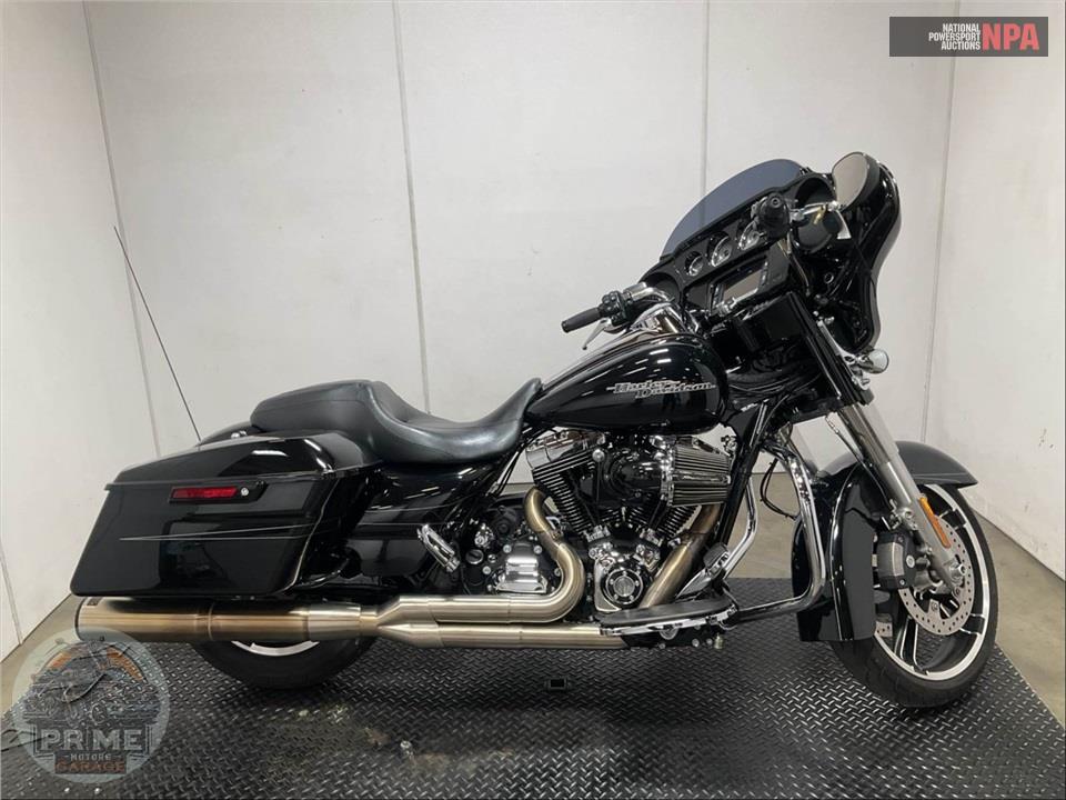 2014 Harley-Davidson FLHXS STREET GLIDE — фото 1