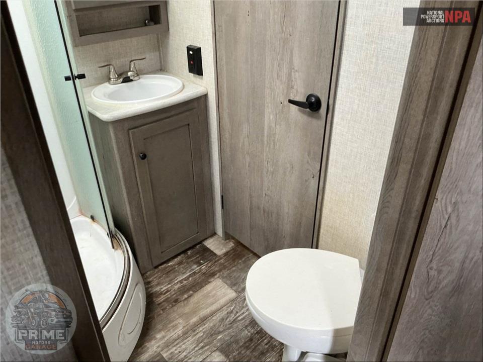 2019 Keystone Rv M-330 RL OUTBACK SERIES — фото 15