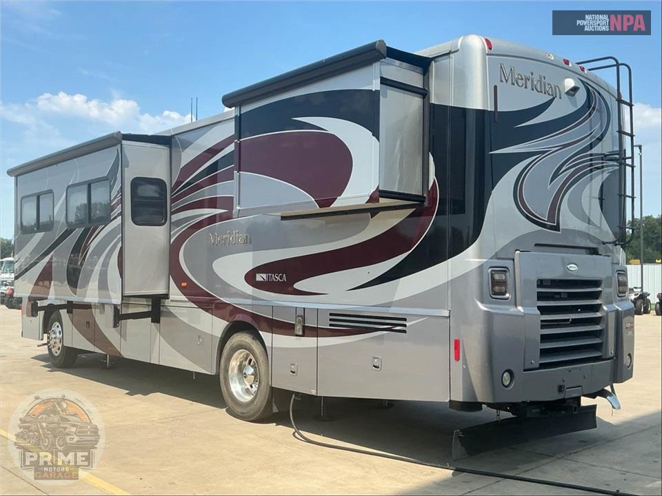 2012 Winnebago M-36M-CUMMINS 360HP - JOURNEY SERIES — фото 4