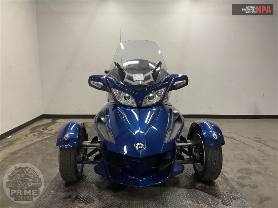 2011 Can-Am SPYDER RT-S SE5 — фото 2