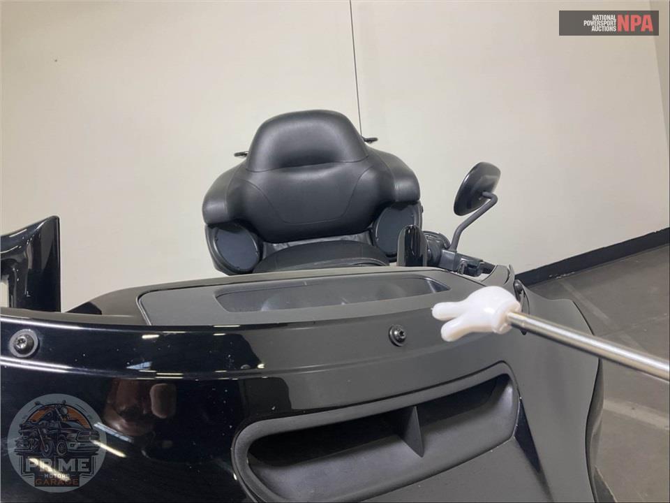 2023 Harley-Davidson FLHTK ELECTRA GLIDE ULTRA LIMITED — фото 13