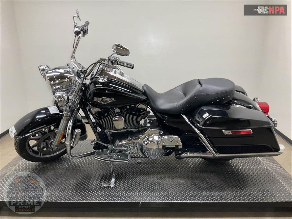 2015 Harley-Davidson FLHR ROAD KING — фото 3