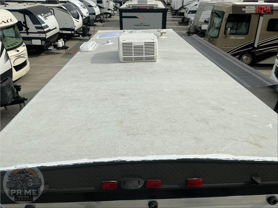 2018 Coachmen By Forest River M-26 TH - CATALINA TRAIL BLAZER TOY HAULER SERIES — фото 38