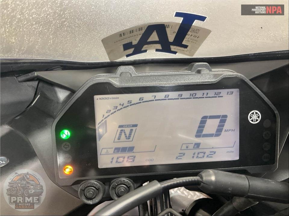 2021 Yamaha YZF-R3 — фото 5