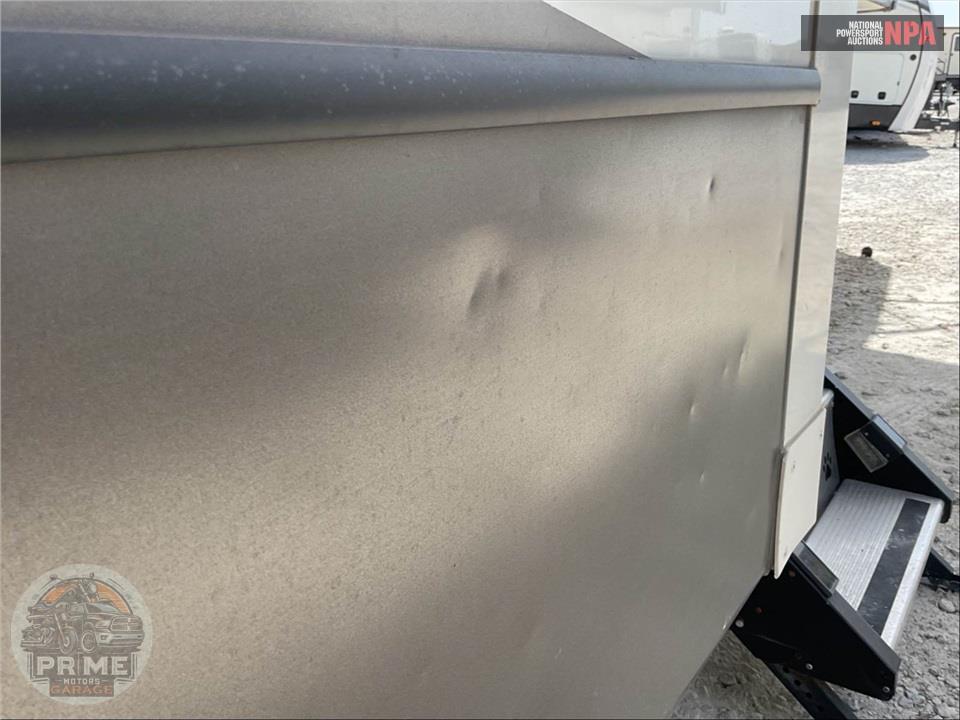 2020 Keystone Rv M-3791 RD - MONTANA FIFTH WHEEL SERIES — фото 16