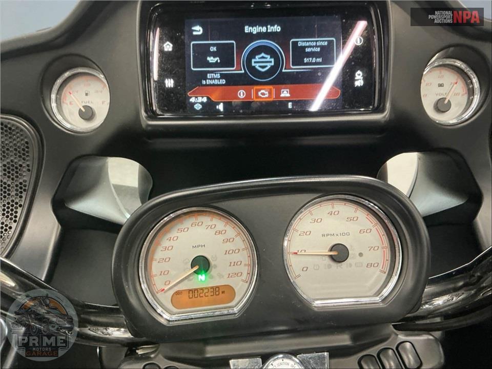2021 Harley-Davidson FLTRX ROAD GLIDE — фото 5