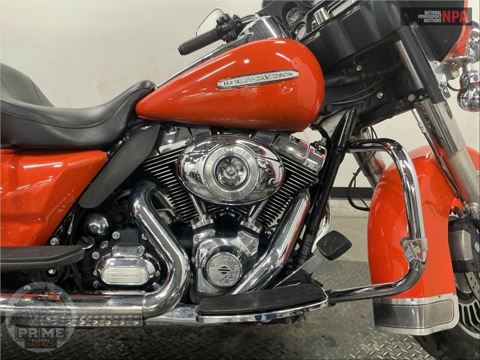 2013 Harley-Davidson FLHTK ELECTRA GLIDE UL LI — фото 6