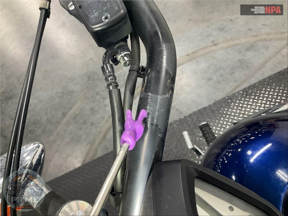 2019 Honda VT1300CX FURY — фото 21