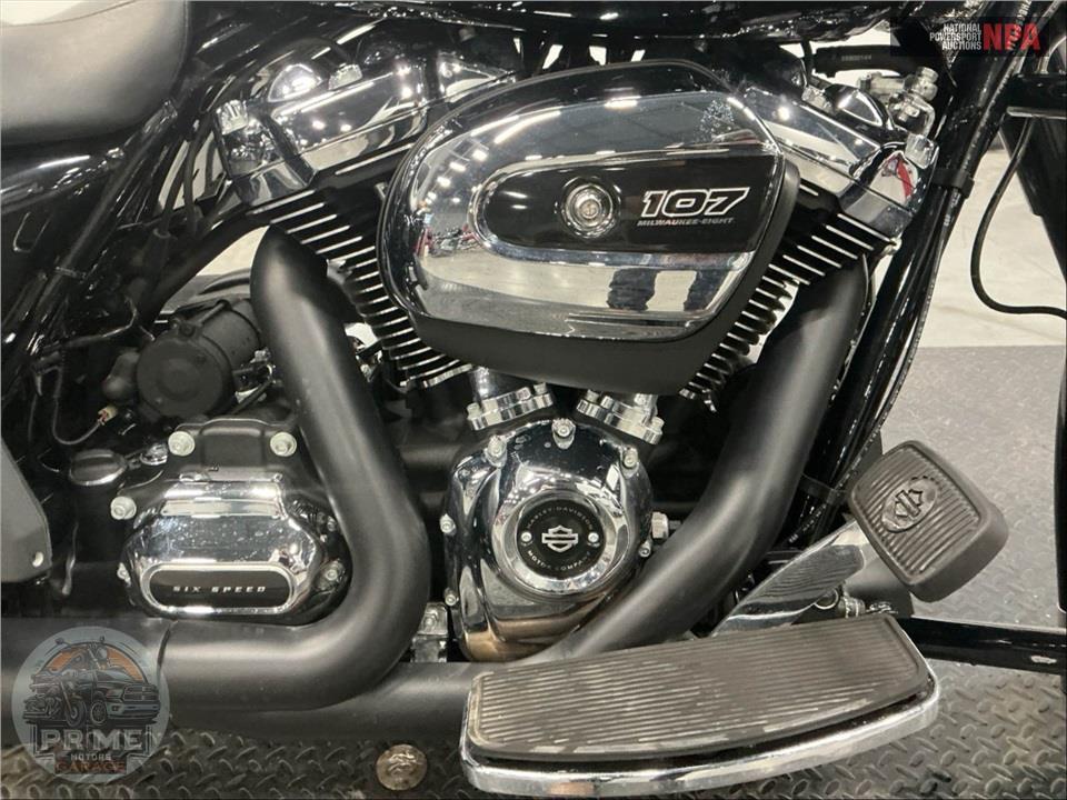 2017 Harley-Davidson FLHR ROAD KING — фото 7