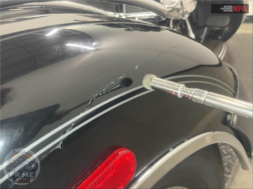 2011 Harley-Davidson FLHTCUTG TRIGLIDE UL CLSC — фото 15