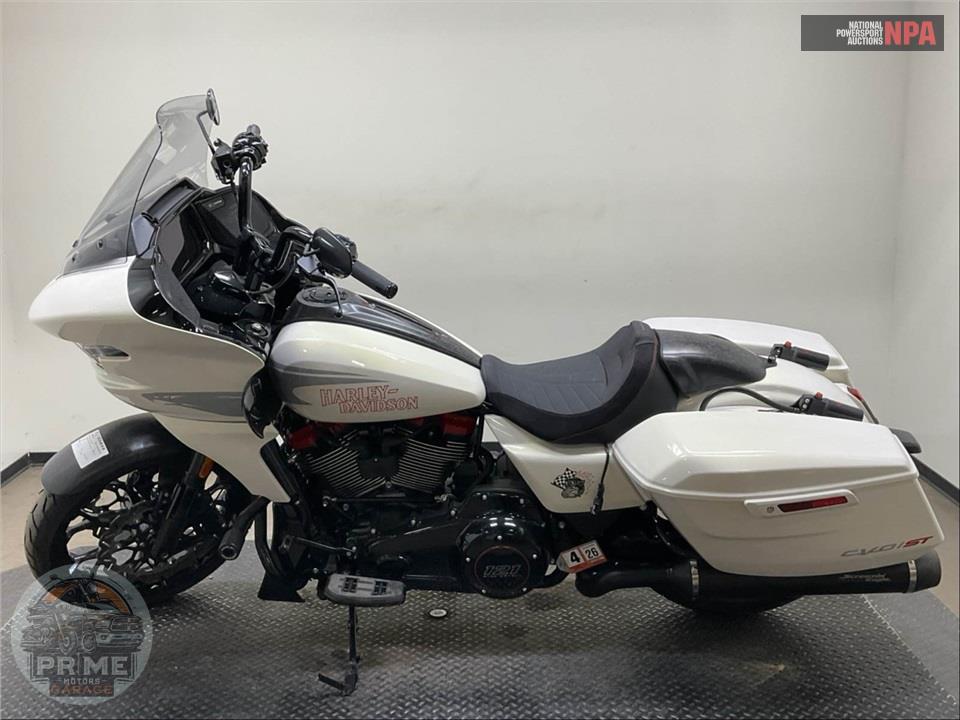2024 Harley-Davidson FLTRXSTSE CVO ROAD GLIDE ST — фото 3