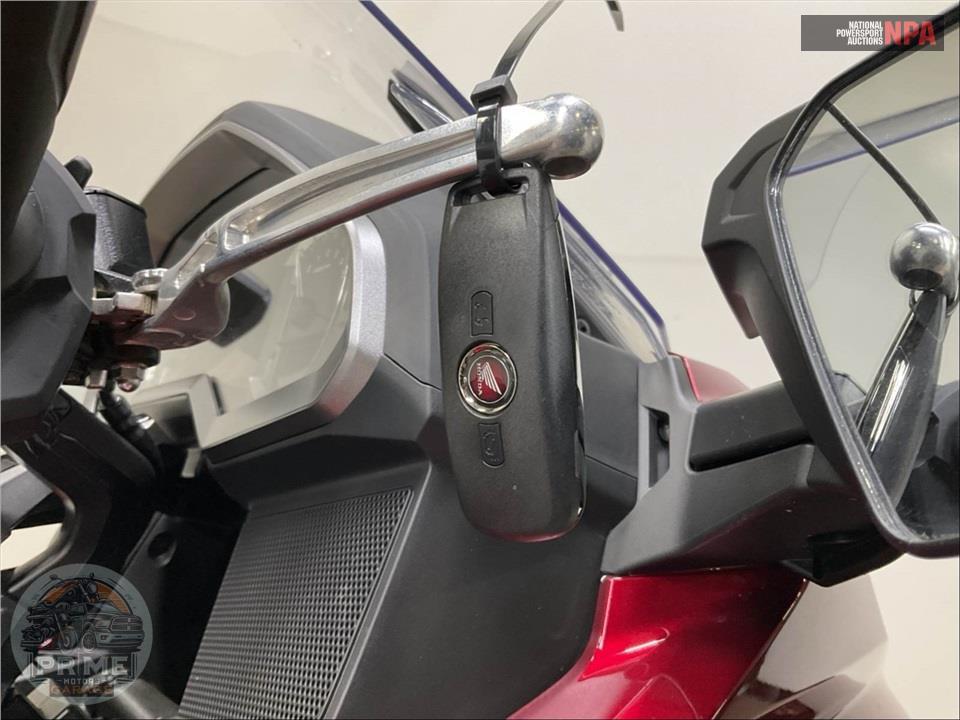 2018 Honda GL1800D GOLDWING TOUR DCT (RED) — фото 14