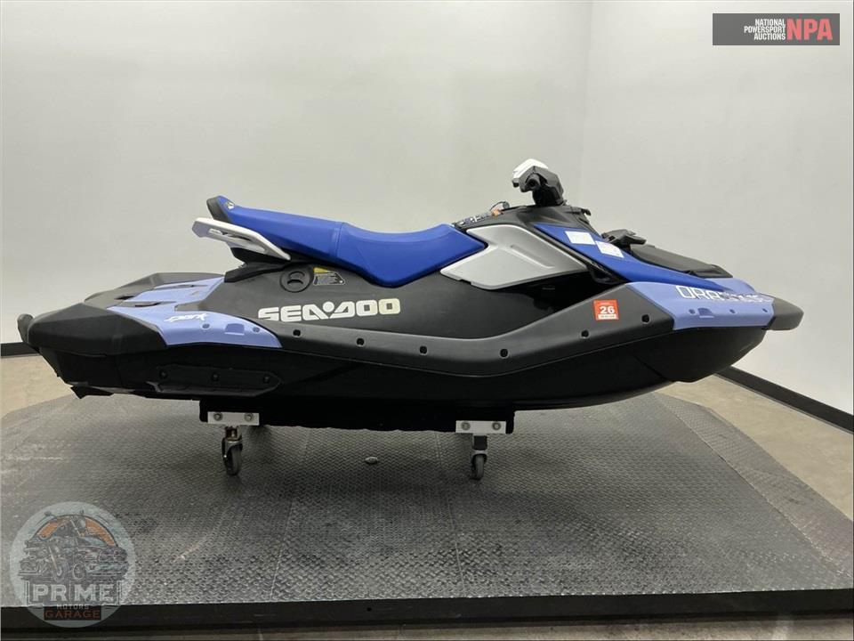 2025 Seadoo/Brp SPARK 3UP CONVENIENCE PKG — фото 1