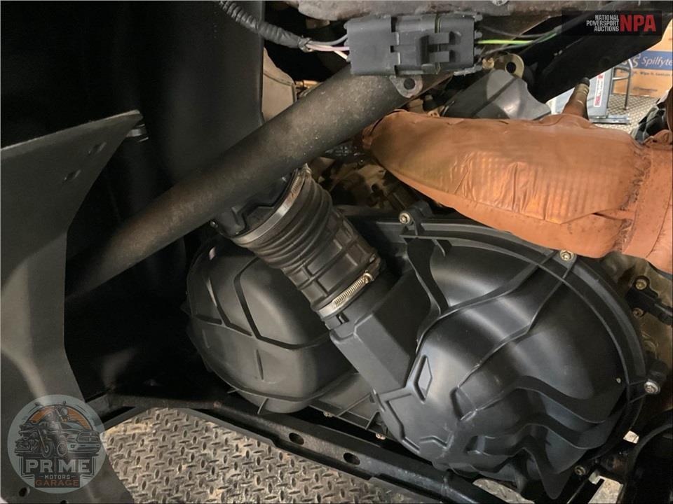 2024 Can-Am COMMANDER MAX XT-P 1000R — фото 10
