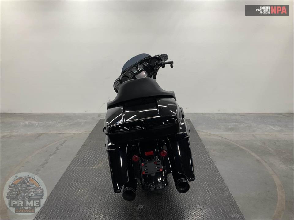 2018 Harley-Davidson FLHXS STREET GLIDE SPECIAL — фото 4