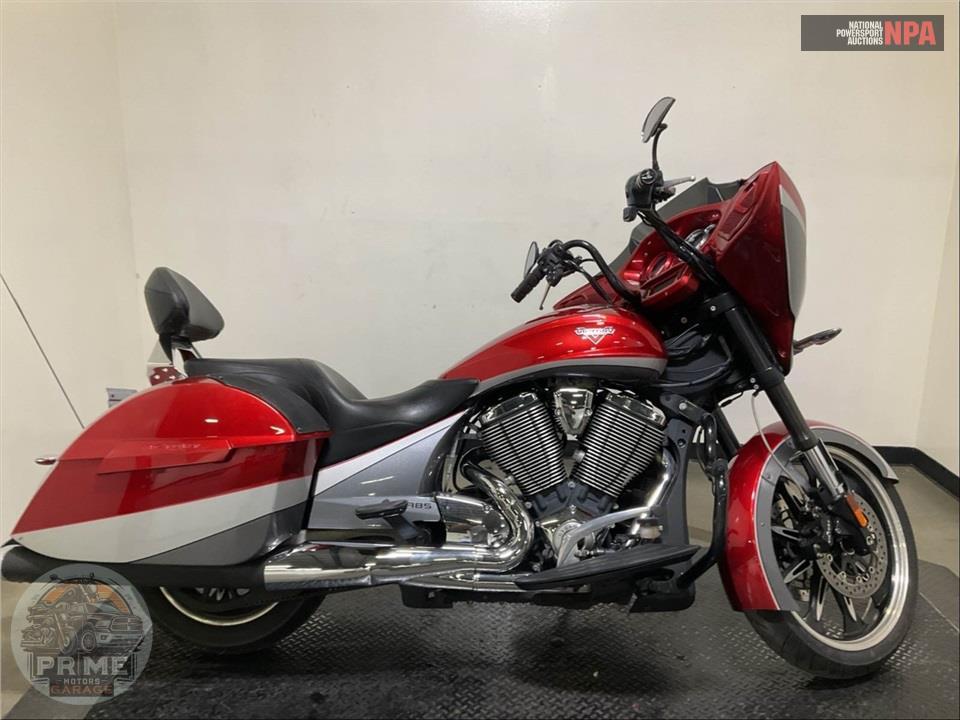 2015 Victory Motorcycles MAGNUM — фото 1