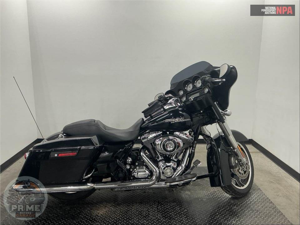 2011 Harley-Davidson FLHX STREET GLIDE — фото 1