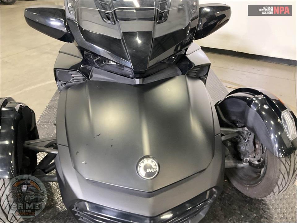 2019 Can-Am SPYDER F3-T SE6 — фото 14