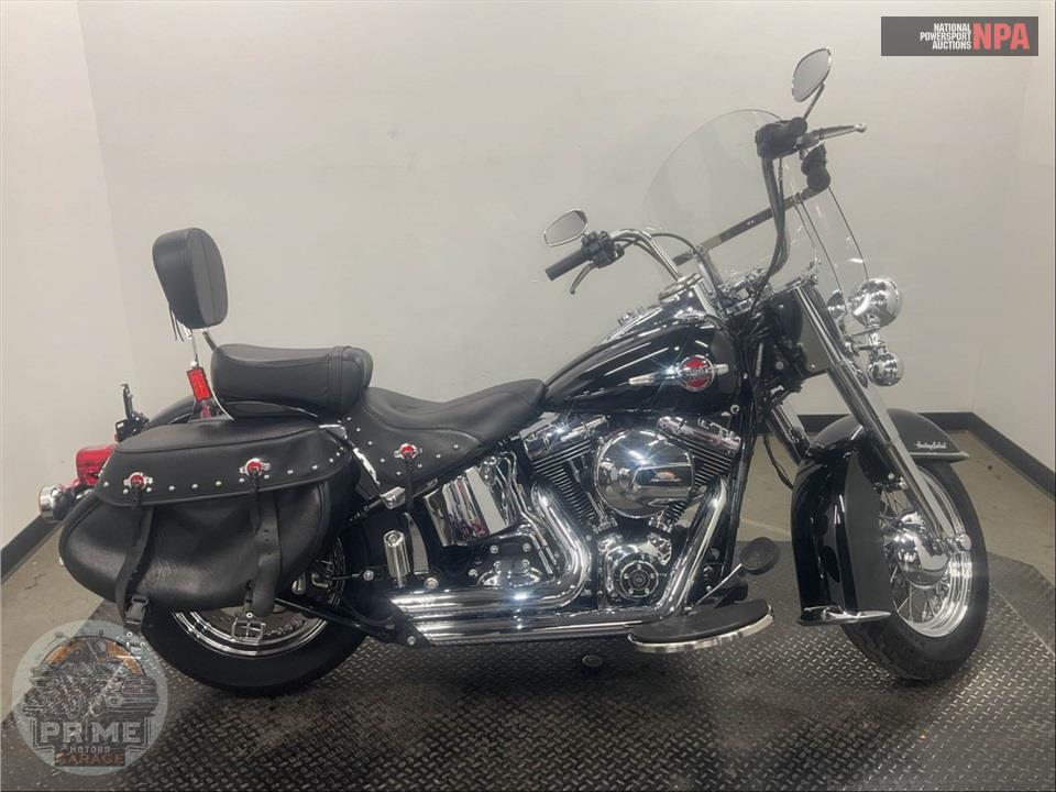 2017 Harley-Davidson FLSTC HERITAGE SOFTAIL CLASSIC — фото 1