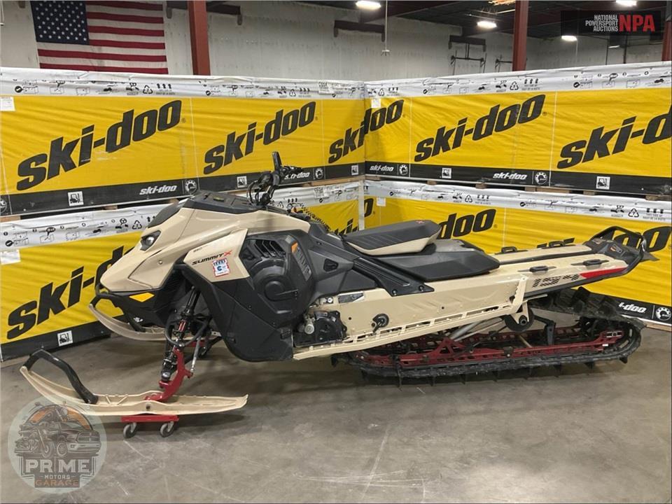 2024 Ski-Doo Summit X 154 850 E-TEC PowderMax Light FlexEdge 2.5" SHOT — фото 3