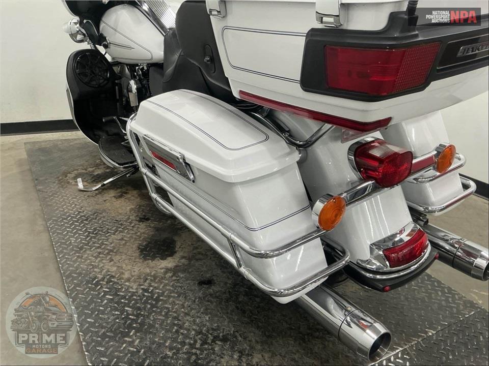 2012 Harley-Davidson FLHTCU UL CLSC EL GLIDE — фото 17