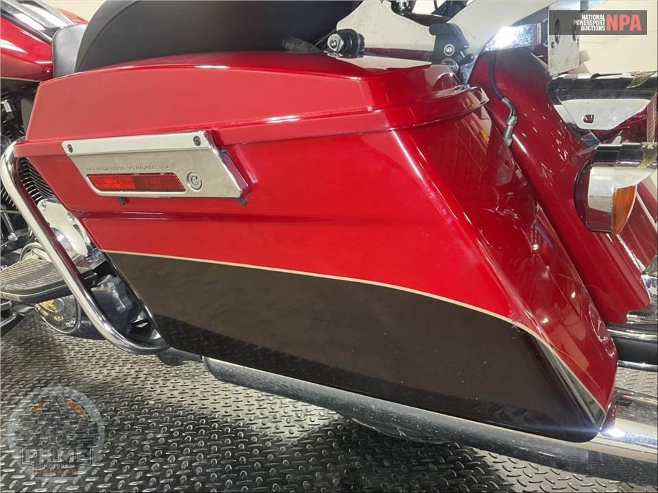 2011 Harley-Davidson FLHTK ELECTRA GLIDE UL LI — фото 18