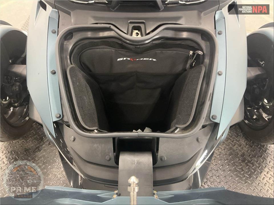 2025 Can-Am SPYDER RT SEA-TO-SKY — фото 12