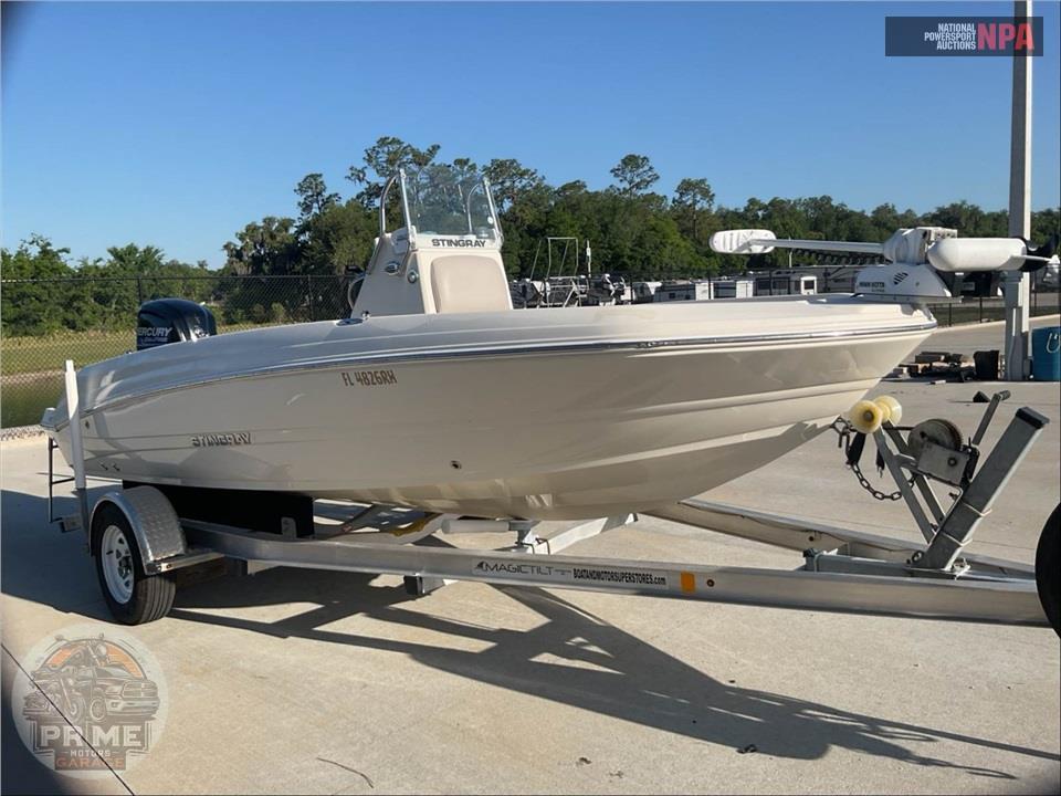2017 Stingray Boats 186 CC*  L=19/ E= 1-115 MERCURY OB — фото 1