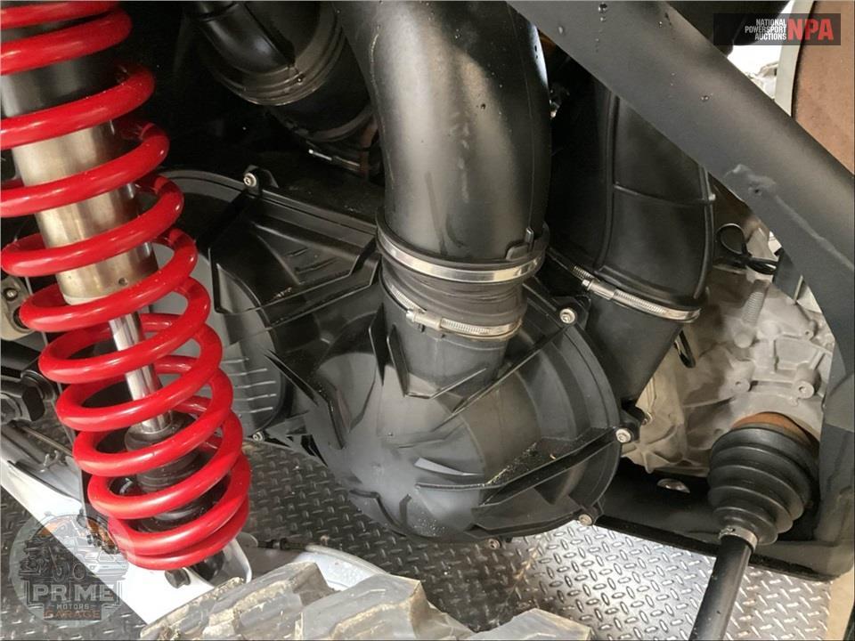 2025 Can-Am MAVERICK X3 MAX DS TURBO (RED & SILVER) — фото 10