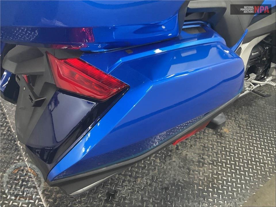 2022 Honda GL1800D GOLDWING TOUR DCT — фото 16