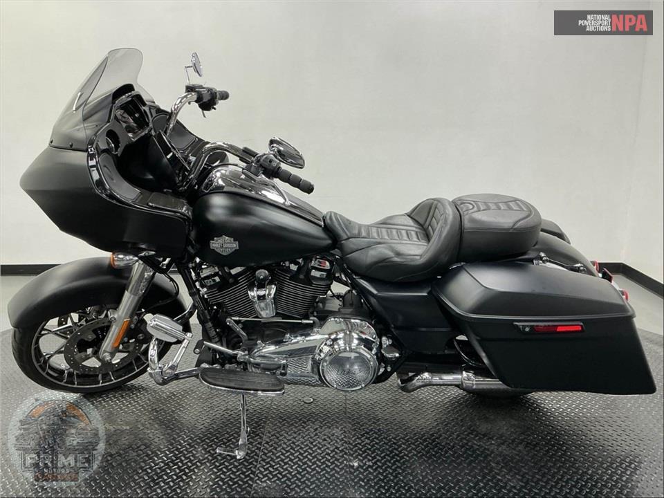 2022 Harley-Davidson FLTRXS ROAD GLIDE SPECIAL — фото 3