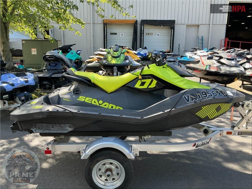 2023 Seadoo/Brp SPARK 2UP TRIXX — фото 1