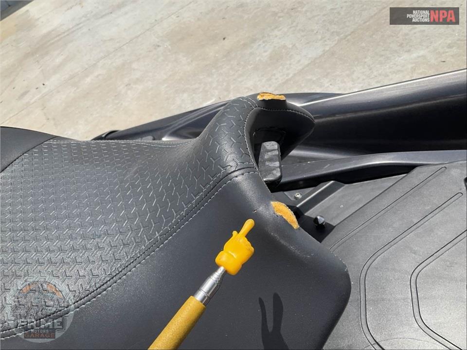 2022 Seadoo/Brp RXT-X300 TCH PKG PREM CLR — фото 13