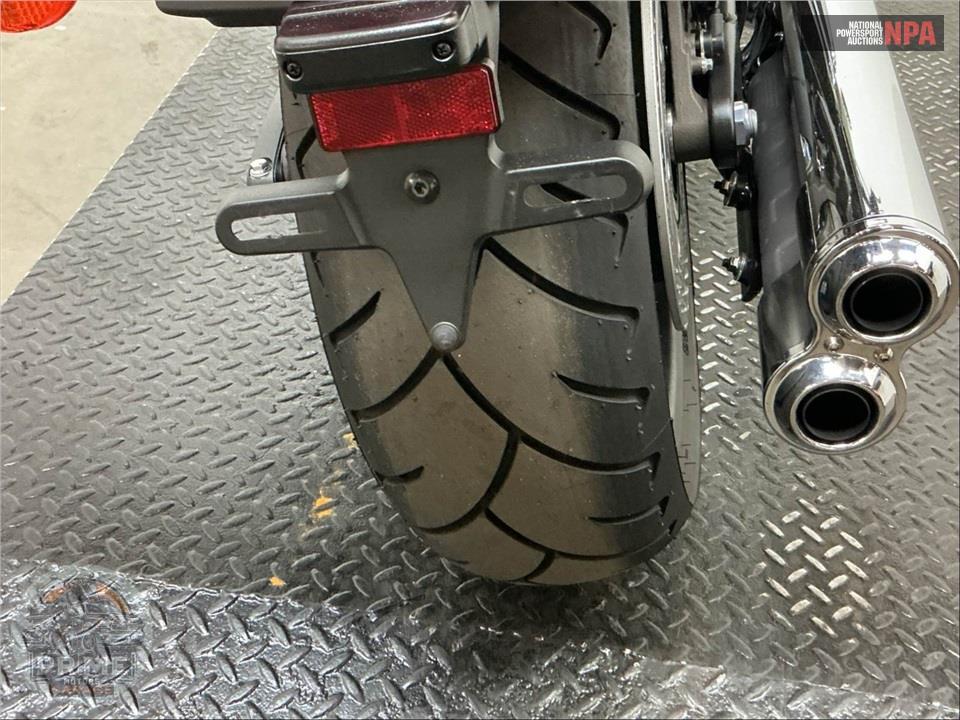 2024 Honda VT1300CXA FURY — фото 15