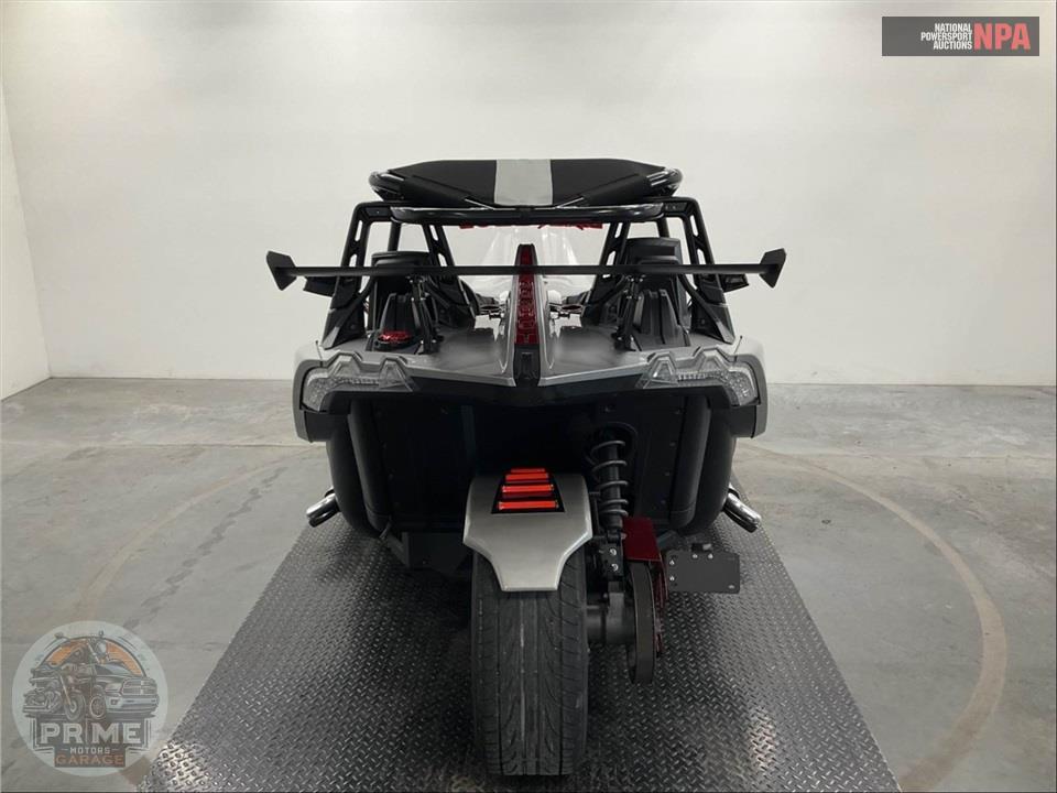 2016 Polaris SLINGSHOT SL — фото 4