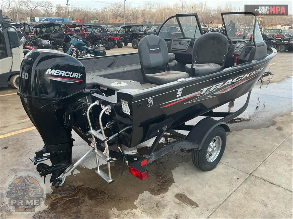 2024 Tracker Marine PRO GUIDE V-16 WT(**) L=17/E=1 60HP MERC OB — фото 4