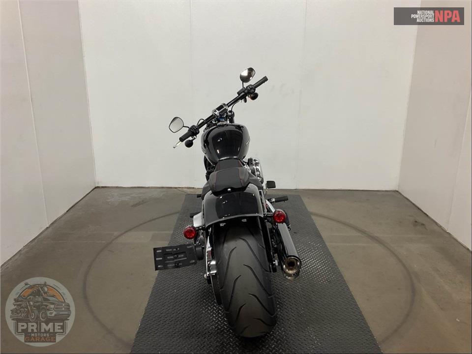 2018 Harley-Davidson FXBR BREAKOUT — фото 4