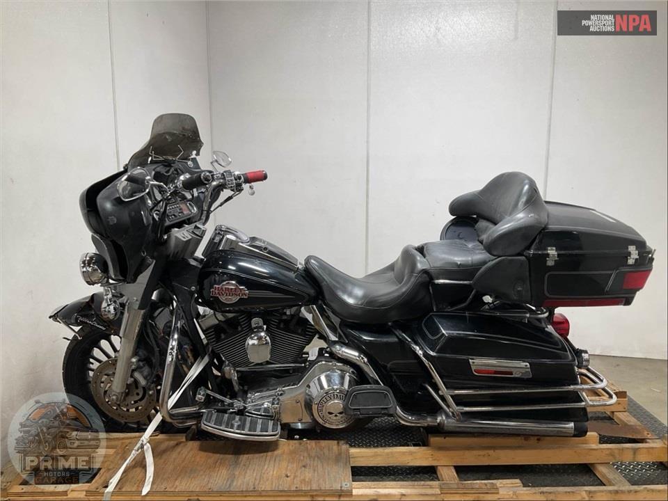 2005 Harley-Davidson FLHTCUI ULTRA CLASSIC ELECTRA GLIDE — фото 3
