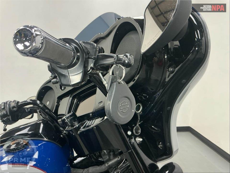 2023 Harley-Davidson FLHXS STREET GLIDE SPECIAL — фото 11