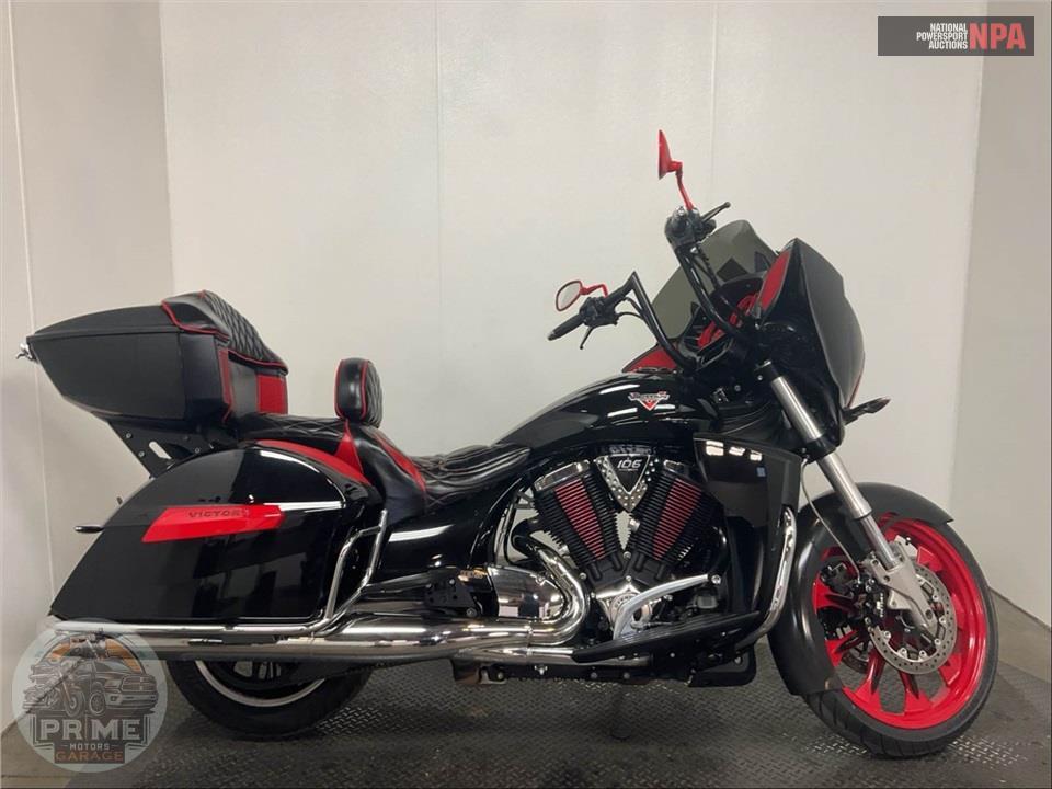 2015 Victory Motorcycles CROSS COUNTRY TOUR — фото 1