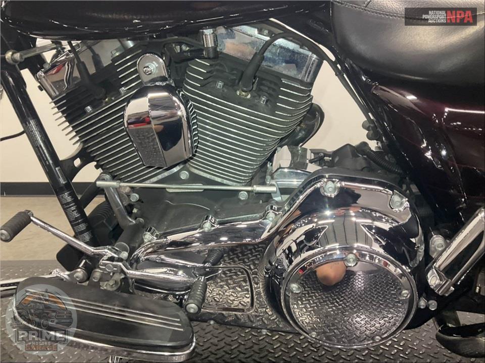 2014 Harley-Davidson FLHXS STREET GLIDE — фото 7