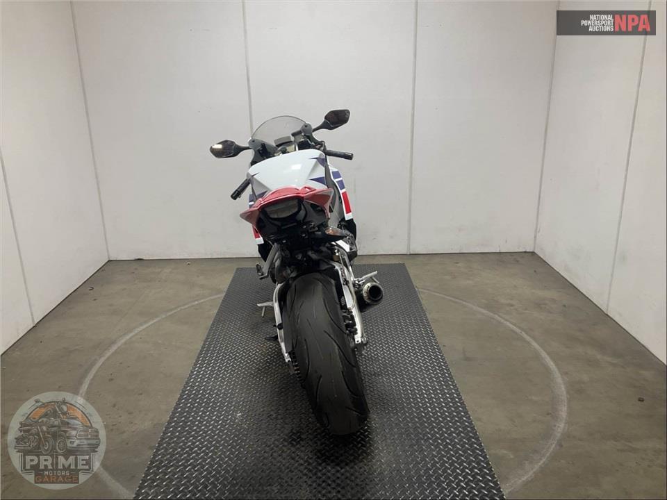 2013 Honda CBR1000RRLD WHTE/BLUE/RED — фото 4